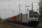 BR.185/305108/railpoolrtb-cargo-185-686-am-51113 Railpool/RTB Cargo 185 686 am 5.11.13 mit dem DGS 41143 von Duisburg-Rheinhausen nach Sopron in Ratingen-Lintorf.