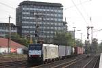 BR.189/305803/mrce-dispolokers-railways-es-64-f4-991 MRCE Dispolok/ER'S Railways ES 64 F4-991 am 18.10.13 mit einem Containerzug in Dsseldorf-Rath.